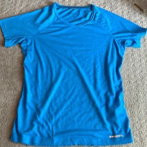 Patagonia women’s shirt